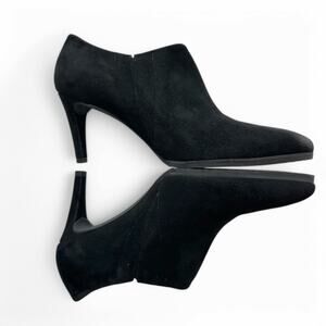 Stuart Weitzman Standin Black Suede Booties Boots Heels Quiet Luxury Academia 8